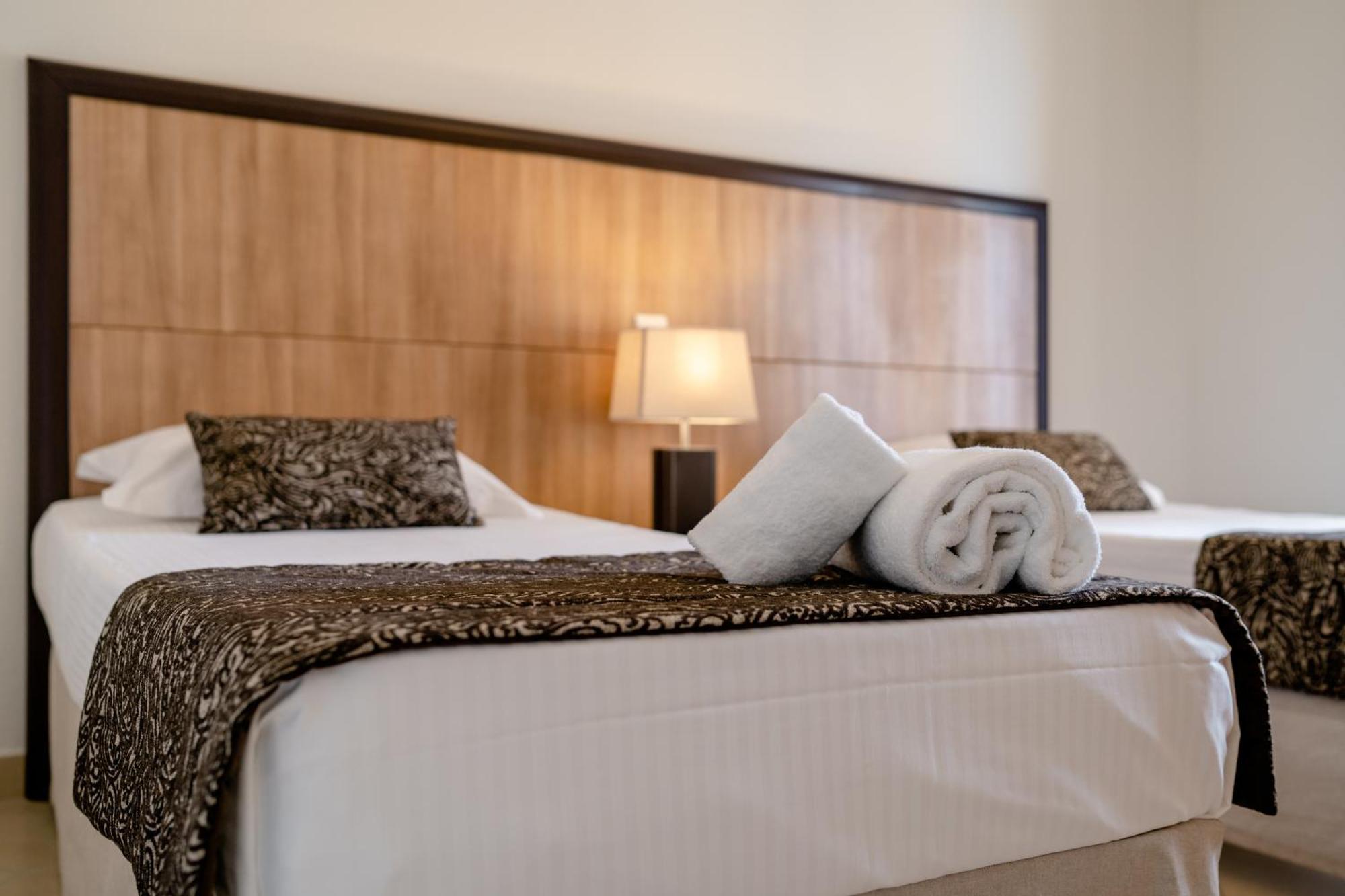 Residence Salina Bay ปอร์โต-เวคคีโอ ภายนอก รูปภาพ